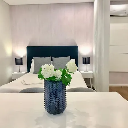 דירה 5 Superior Studio Apt Heart Of Historic Center בראגה